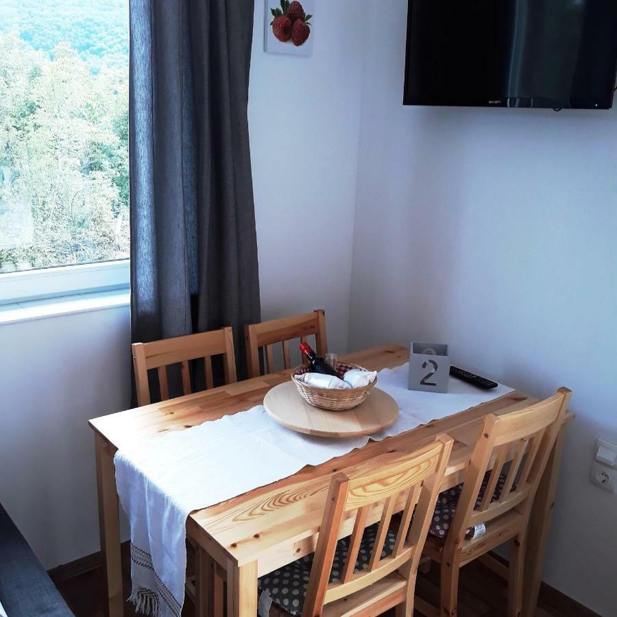 Plitvice Valley Apartments Licko Petrovo Selo Dış mekan fotoğraf
